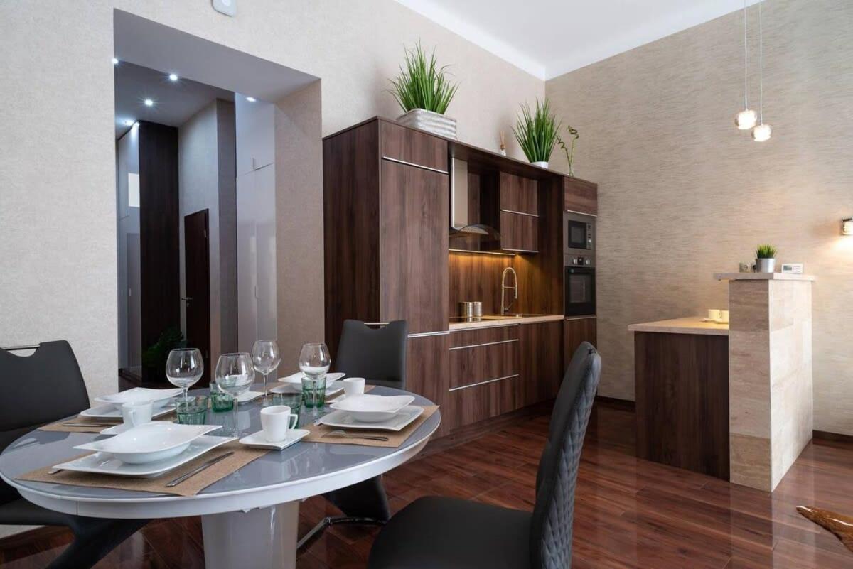 בודפשט Central Luxy Design Apartment מראה חיצוני תמונה